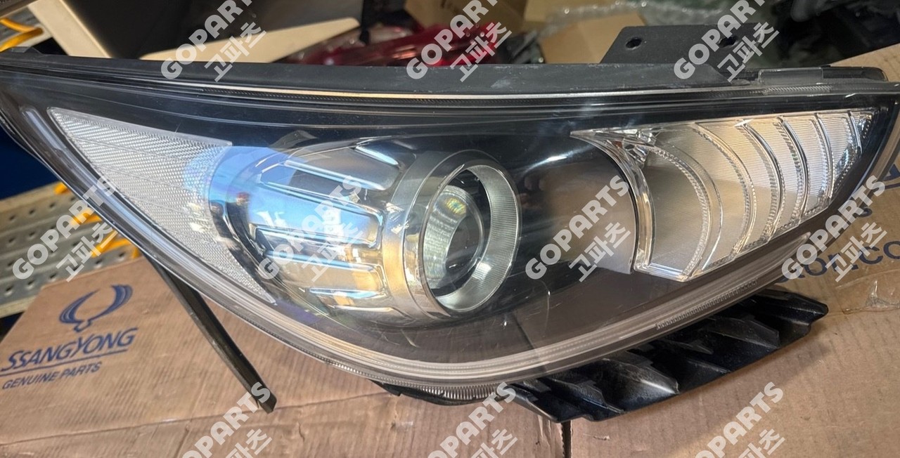 기아 니로 1세대 전기 조수석제논라이트전조등램프 중고