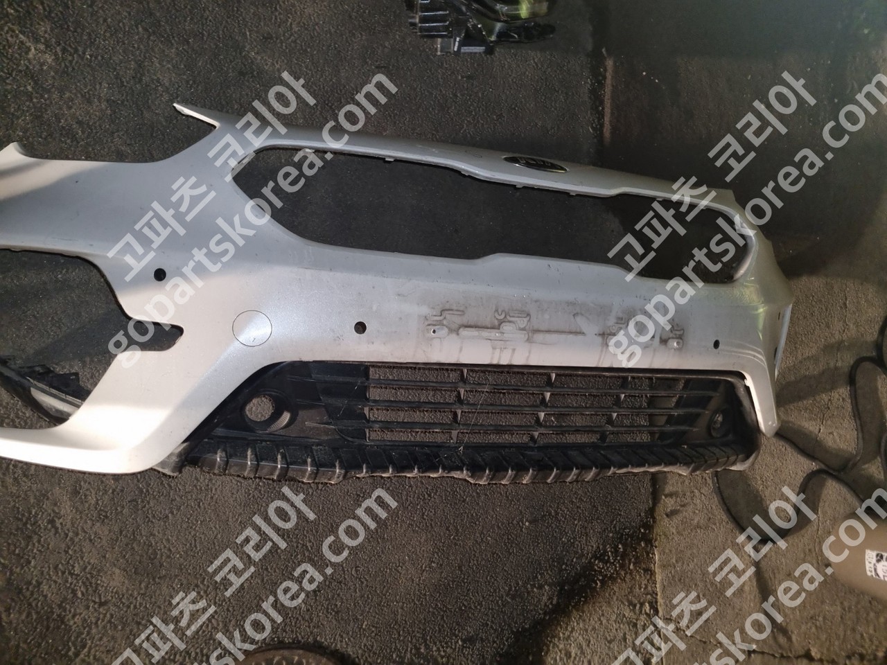 기아 니로 1세대 후기 앞범퍼 센서4구 사진 2