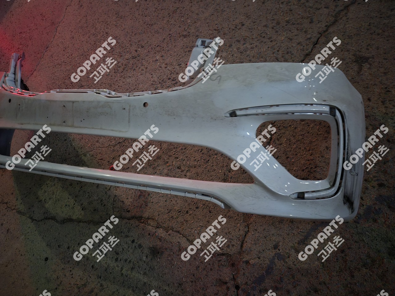 기아 더뉴카니발 앞범퍼 중고