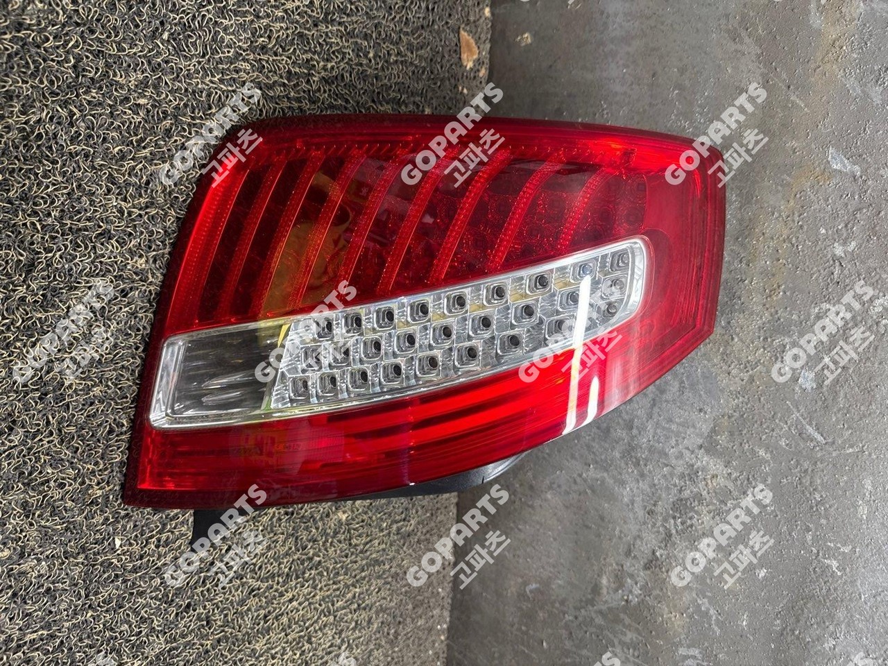 기아 오피러스프리미엄 후기 운전석후미등테일램프데루등브레이크램프LED 중고