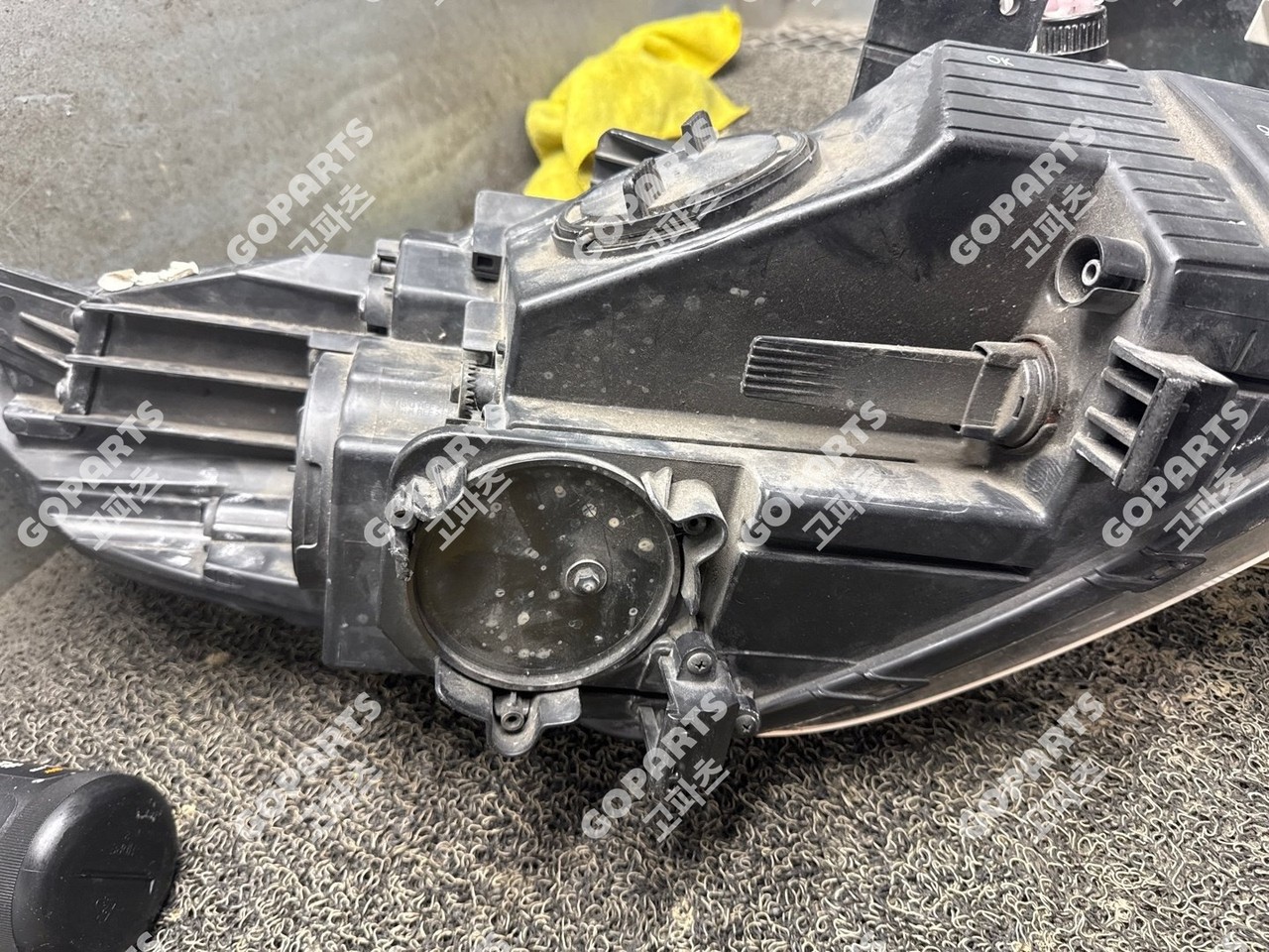 기아 카렌스 3세대 전기 운전석헤드라이트전조등램프 중고