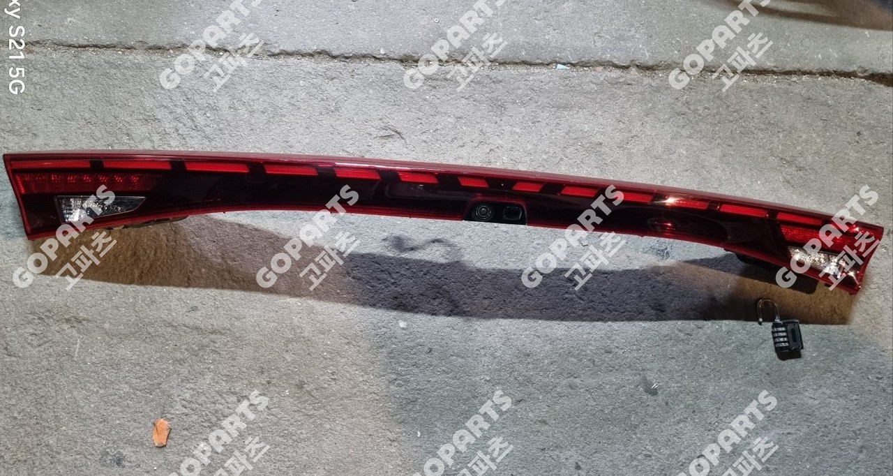 기아 K5 3세대 트렁크등 중고