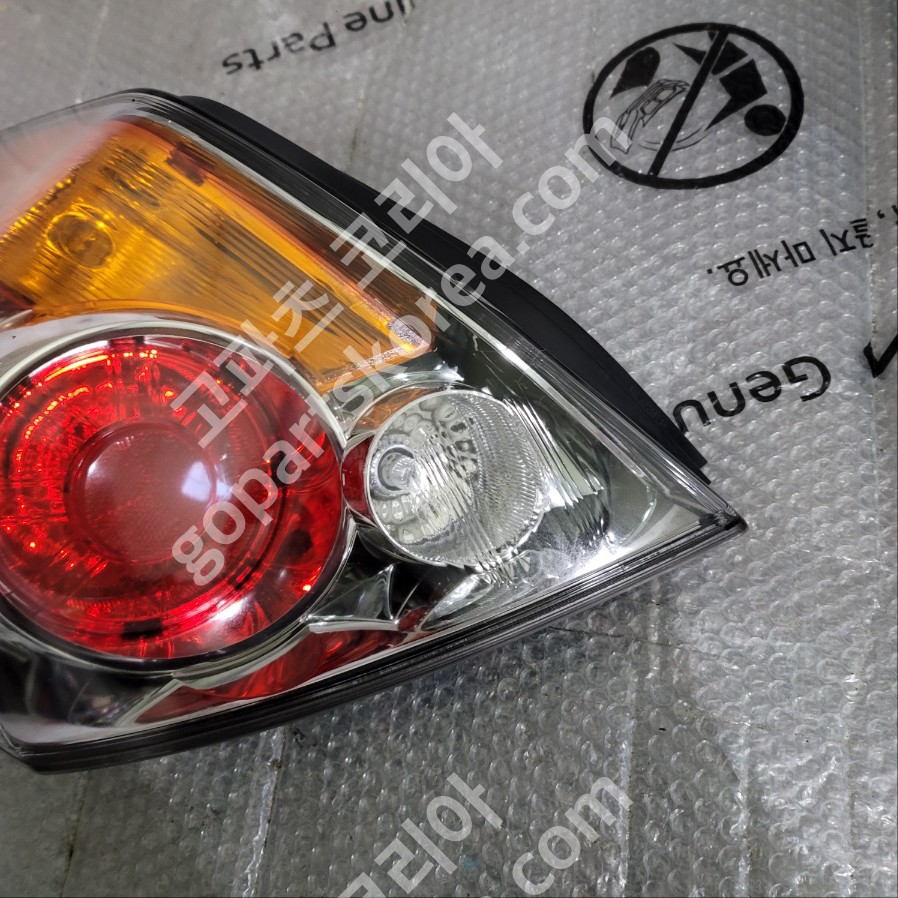 닛산 알티마 테일램프 운전석 사진 2