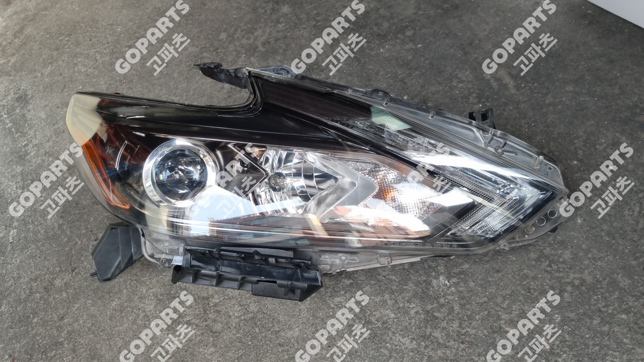 닛산 알티마 5세대 후기 조수석헤드라이트전조등램프 중고