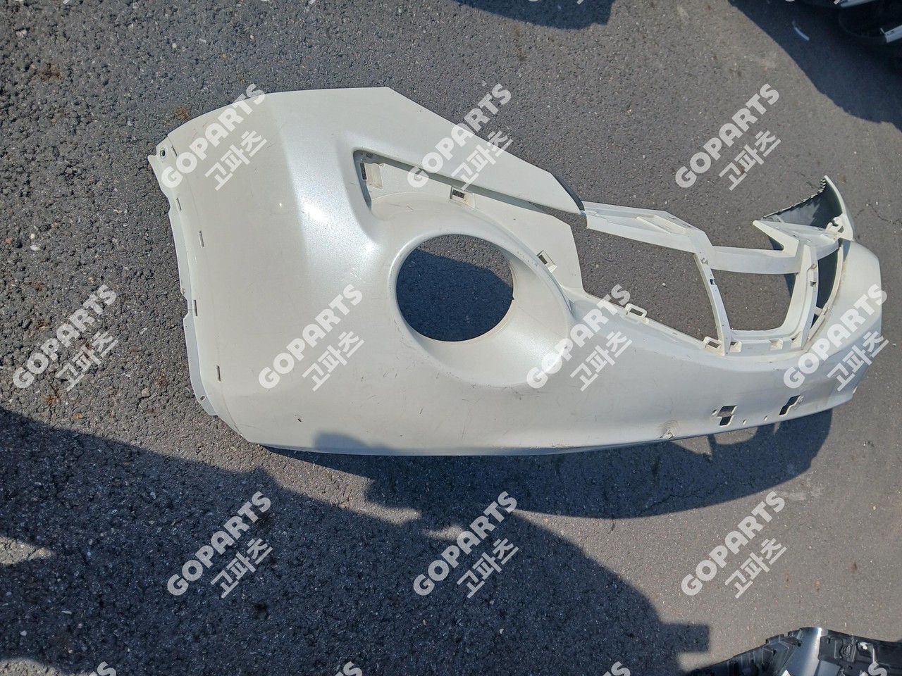 닛산 쥬크 앞범퍼 전피 중고