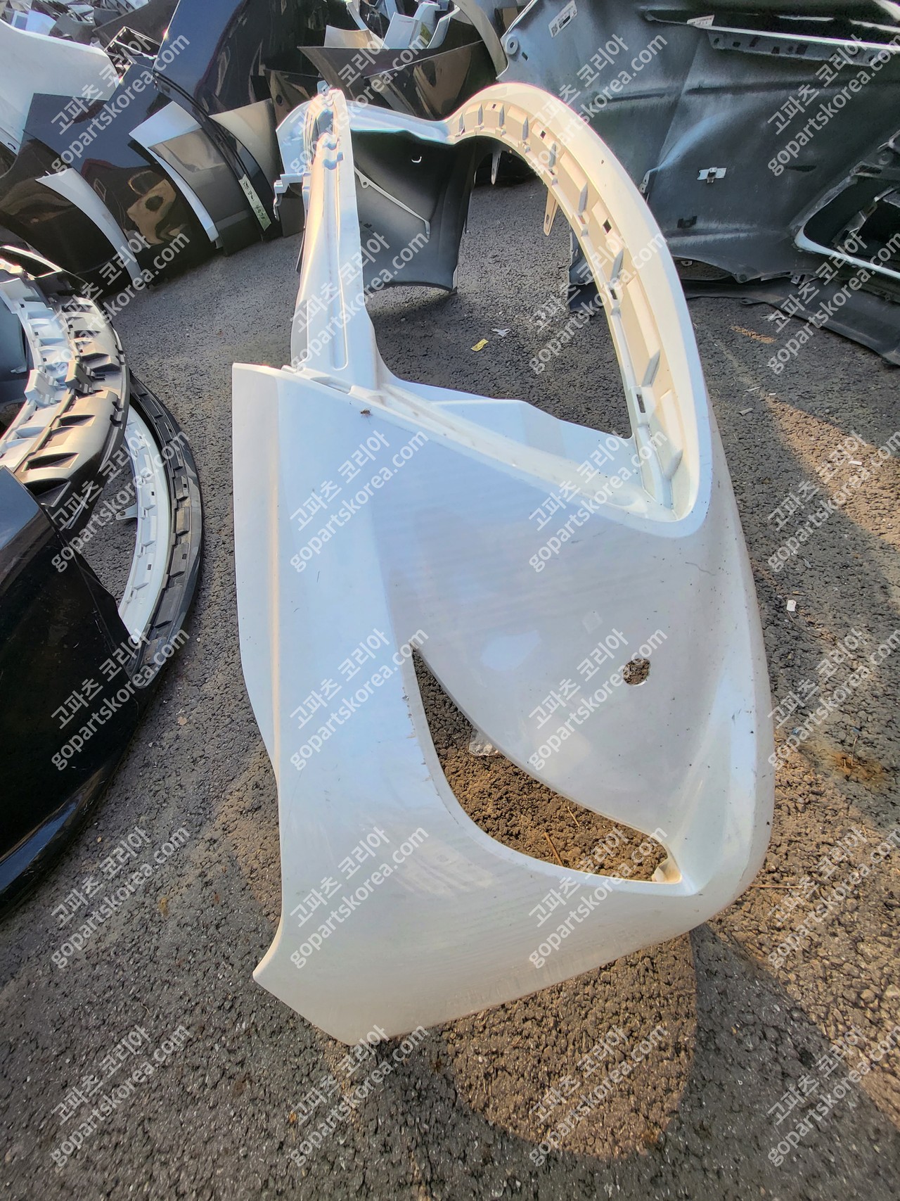 토요타 캠리 앞범퍼 사진 2