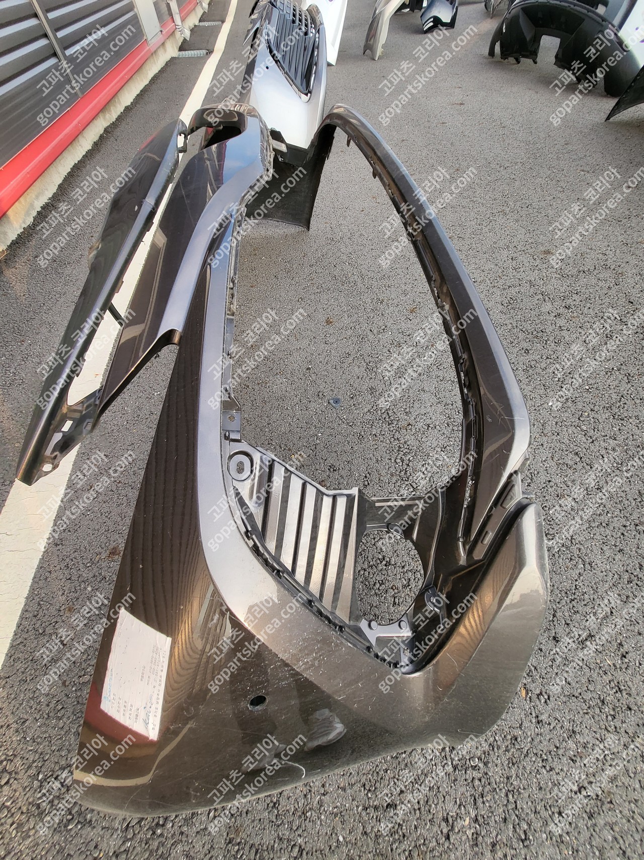 토요타 캠리 앞범퍼 사진 2