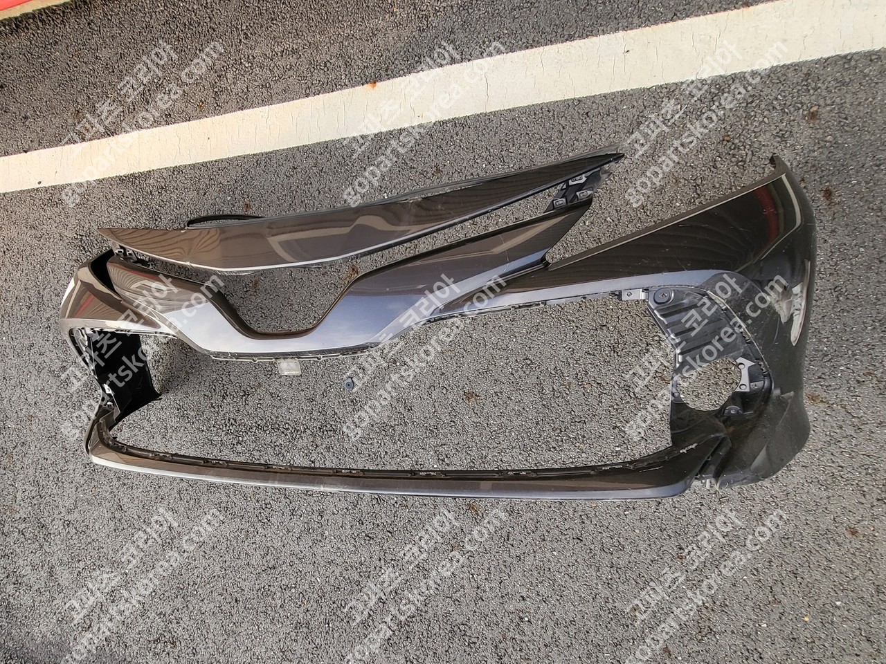 토요타 캠리 앞범퍼 사진 3