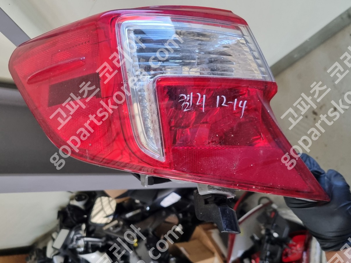 도요타 캠리 테일램프 조수석 중고