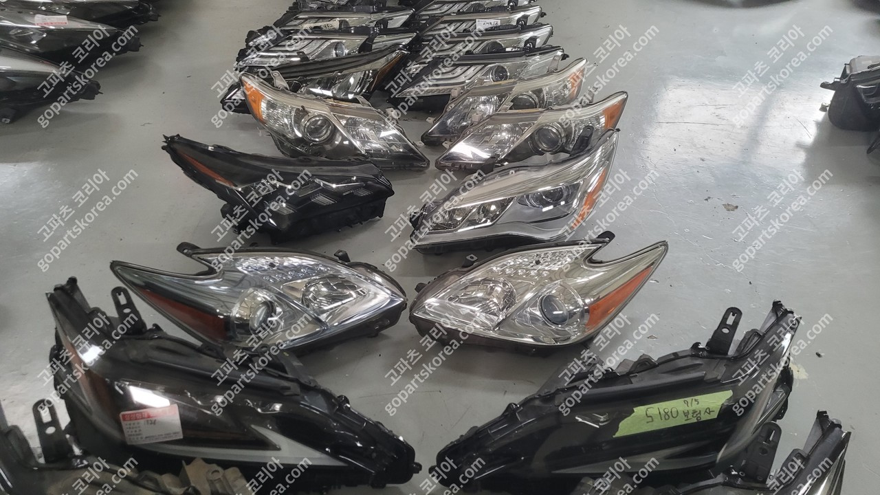 도요타 프리우스 헤드라이트 조수석 하이브리드타입 중고