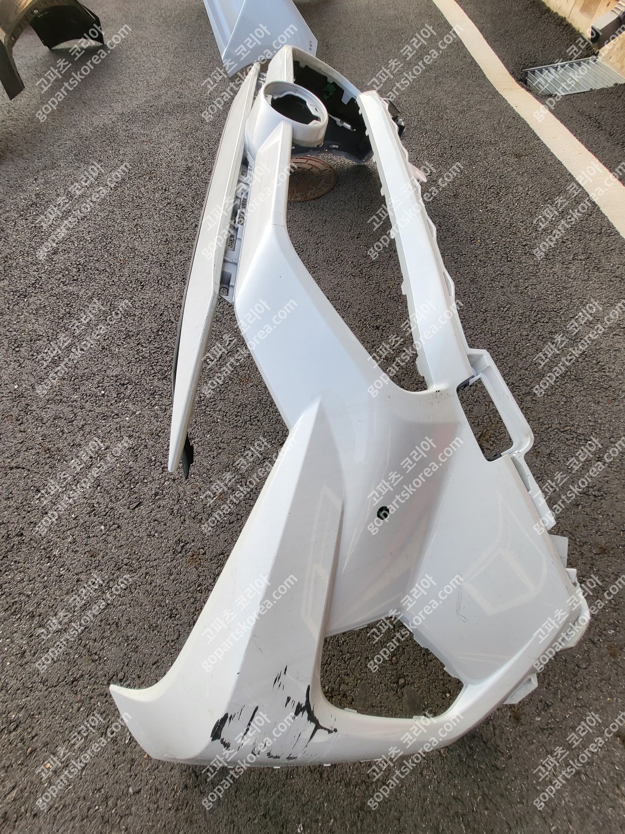 도요타 RAV 5세대 앞범퍼 중고