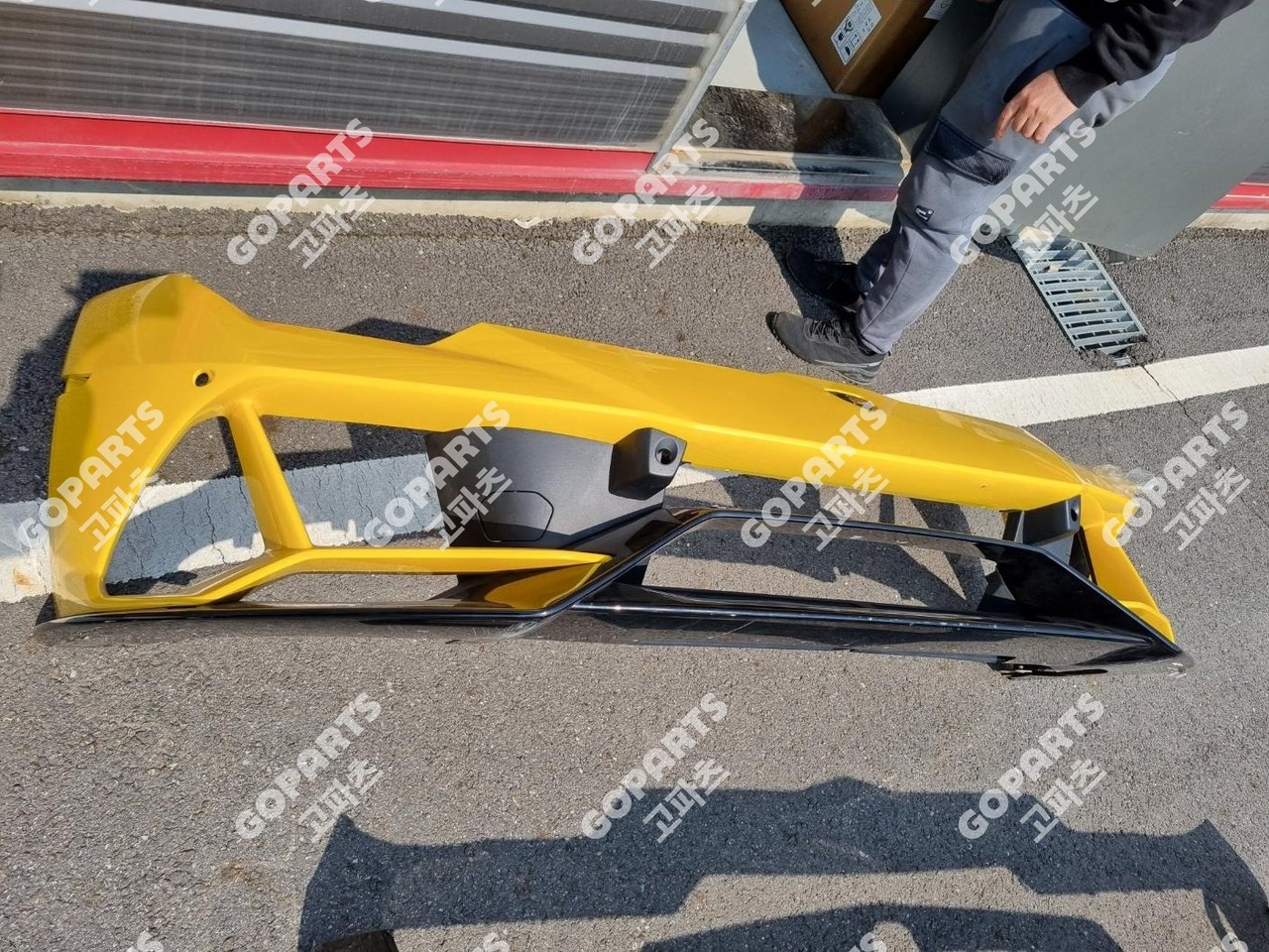 람보르기니 우라칸 EVO 에보 후기 앞범퍼 전피 사진 2