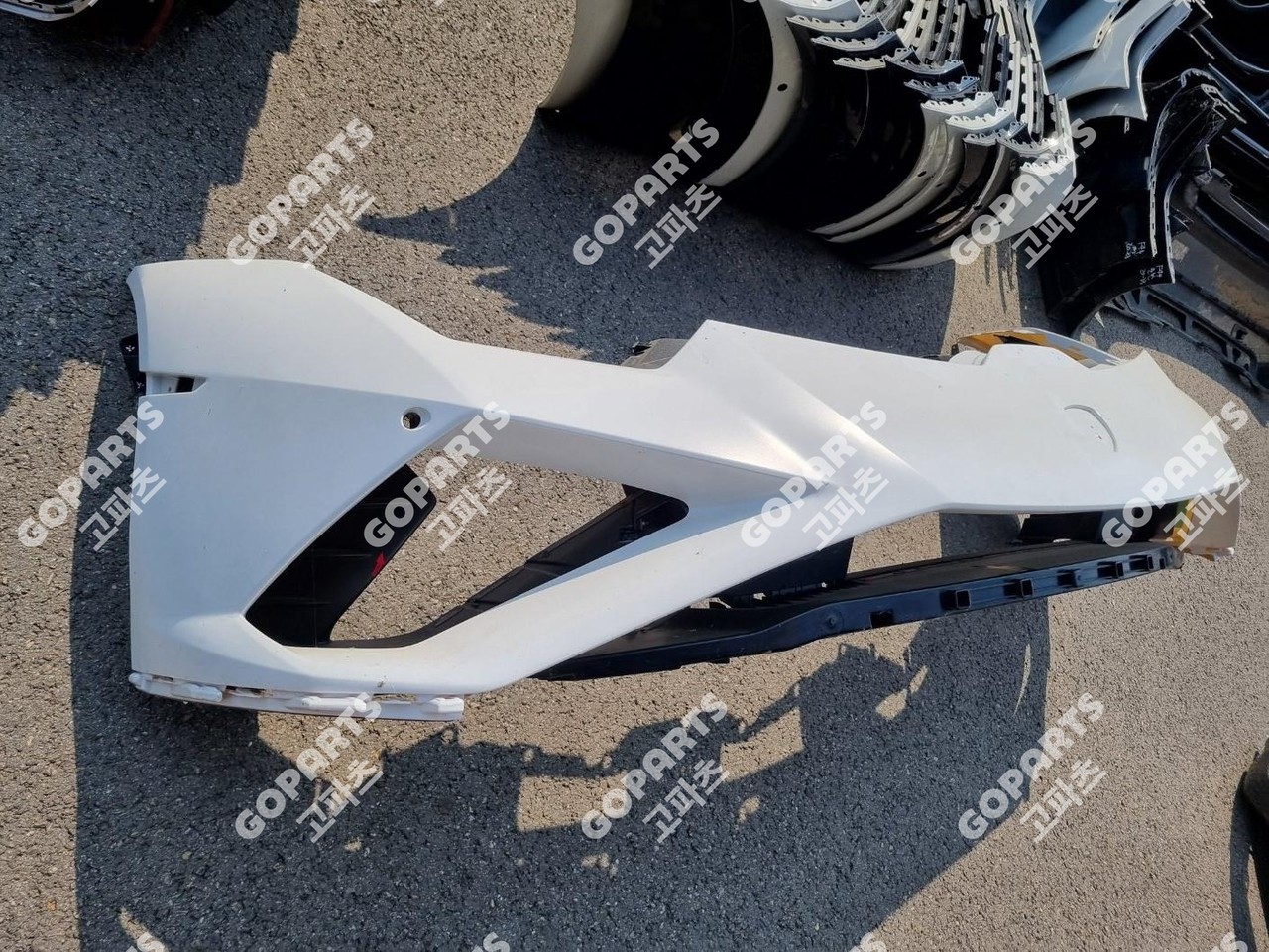 람보르기니 우라칸 EVO 에보 2륜 앞범퍼 전범퍼 전피 사진 3