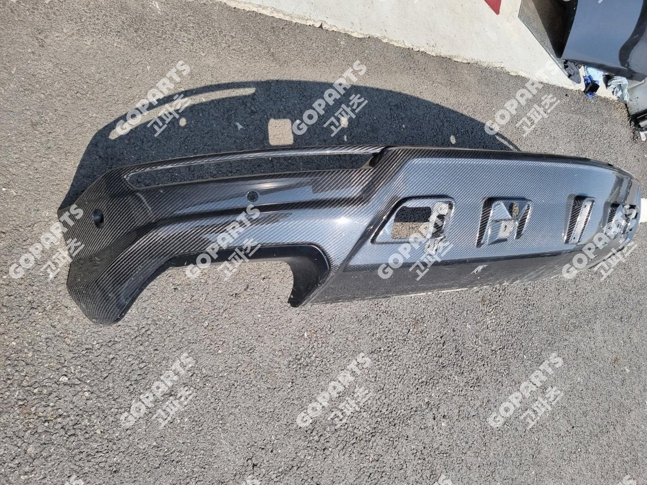 람보르기니 우루스 1세대 전기 뒷범퍼 리어밤바 하단 스포일러 디퓨저 카본타입 중고