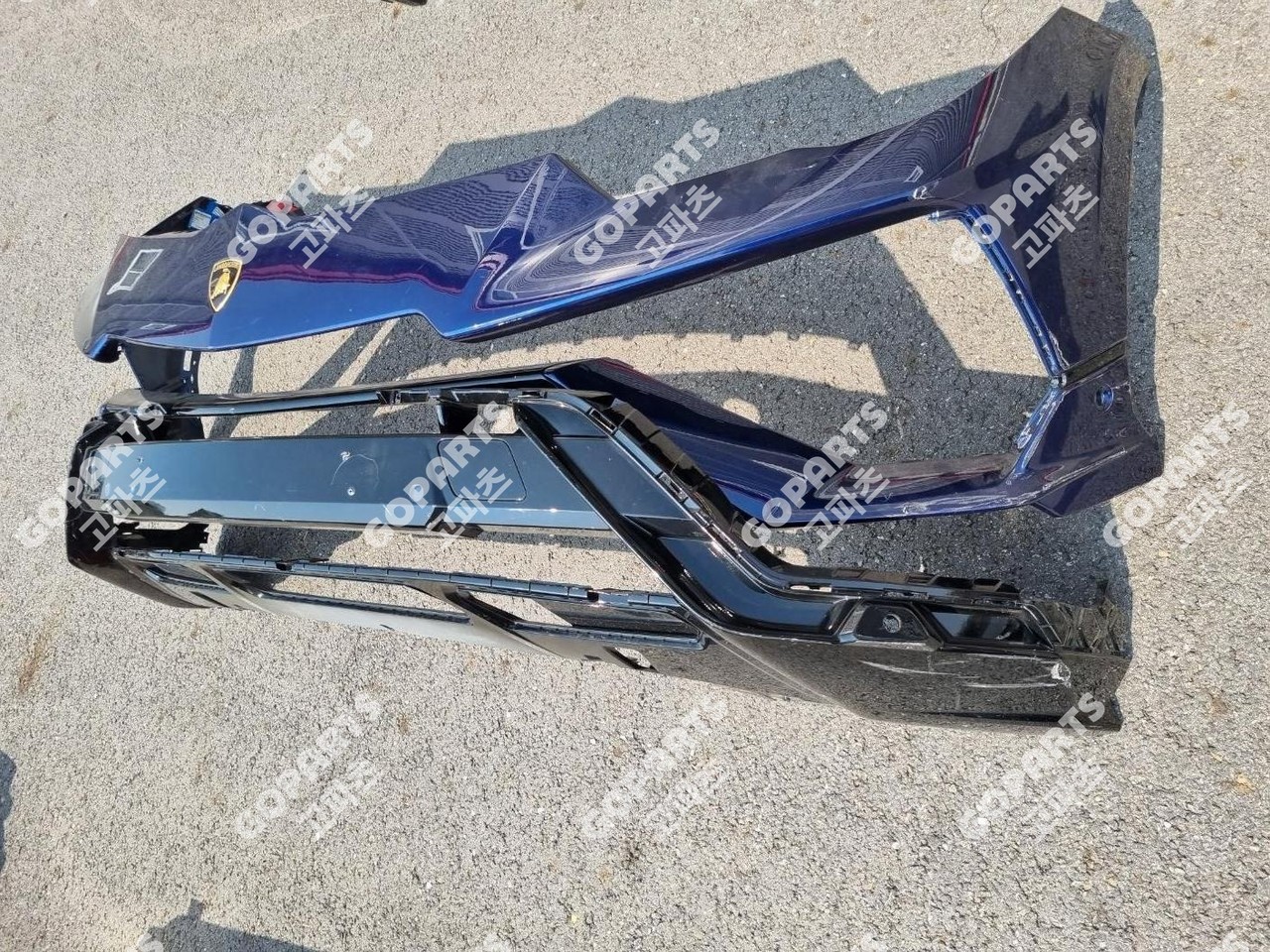 람보르기니 우루스 1세대 전기 앞범퍼 전피 일반타입 하단디퓨저스포일러하단범퍼 사진 3