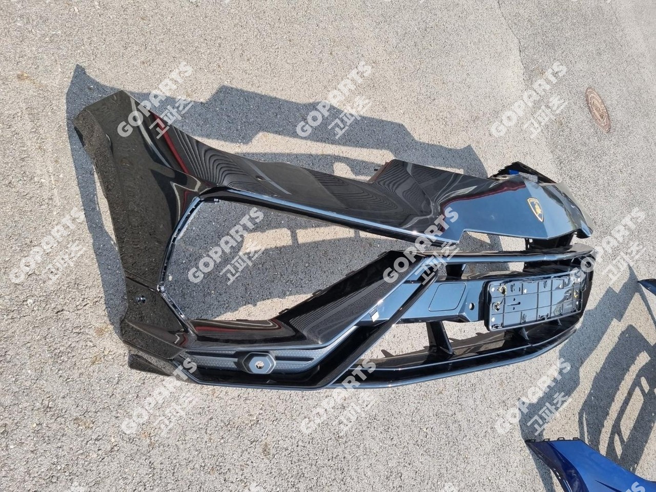 람보르기니 우루스S 1세대 후기 앞범퍼 전피 일반타입 하단디퓨저스포일러하단범퍼 사진 3