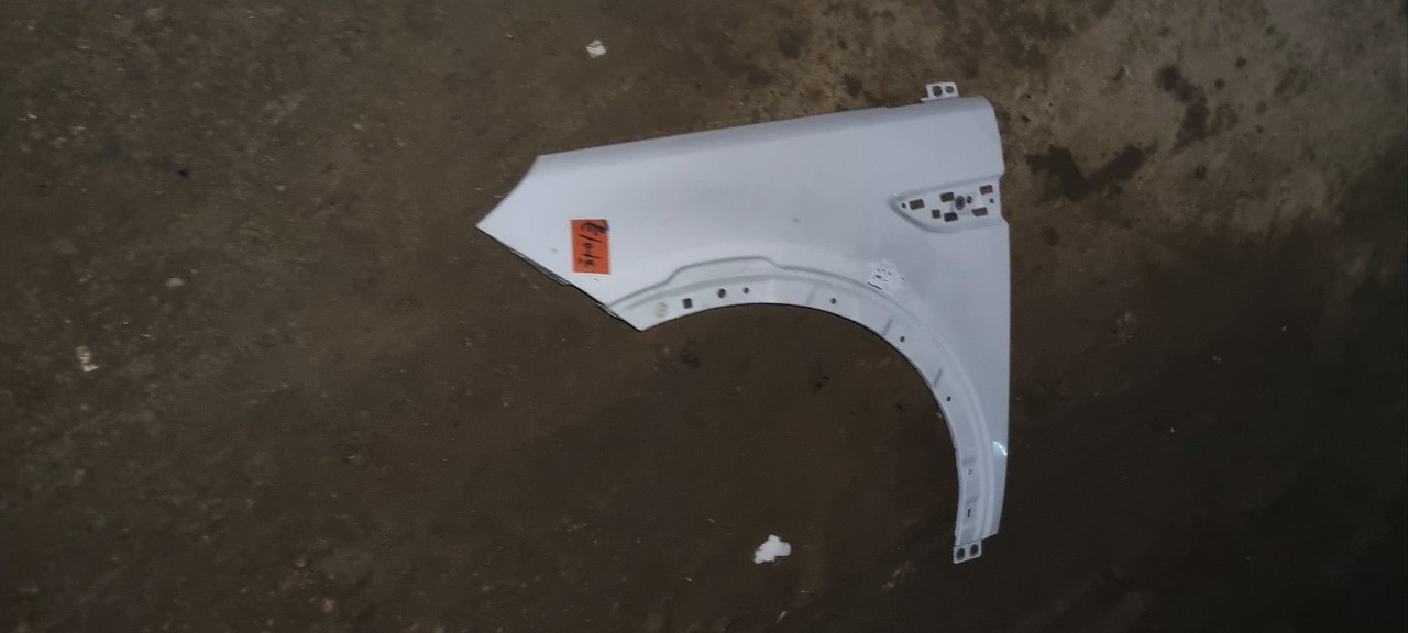 랜드로버 디스커버리스포츠 1세대 L550 운전석전휀더앞휀더 중고