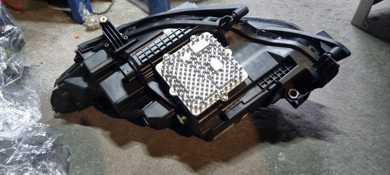 랜드로버 디스커버리스포츠 1세대 L550 후기 조수석LED라이트전조등램프 사진 4