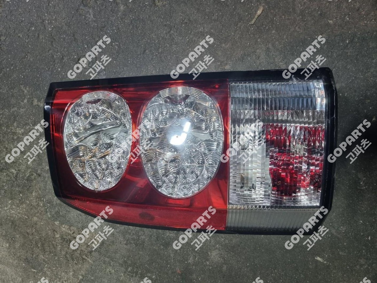 랜드로버 디스커버리4 L319 전기 운전석후미등테일램프데루등리어스톱라이트 중고