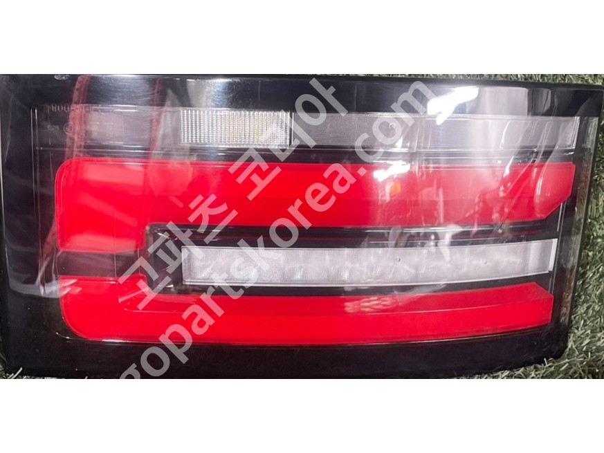 랜드로버 디스커버리5 테일램프 운전석 트렁크등 사진 2