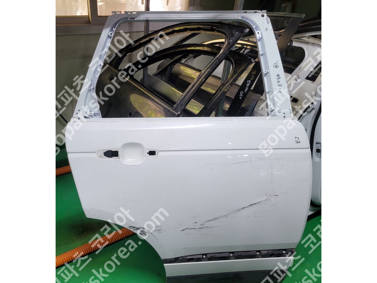 랜드로버 레인지로버 보그 L405 도어 조수석 뒷도어 중고