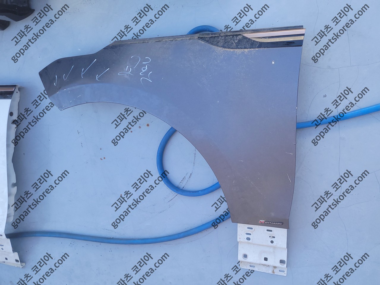 랜드로버 벨라 휀더 운전석 중고