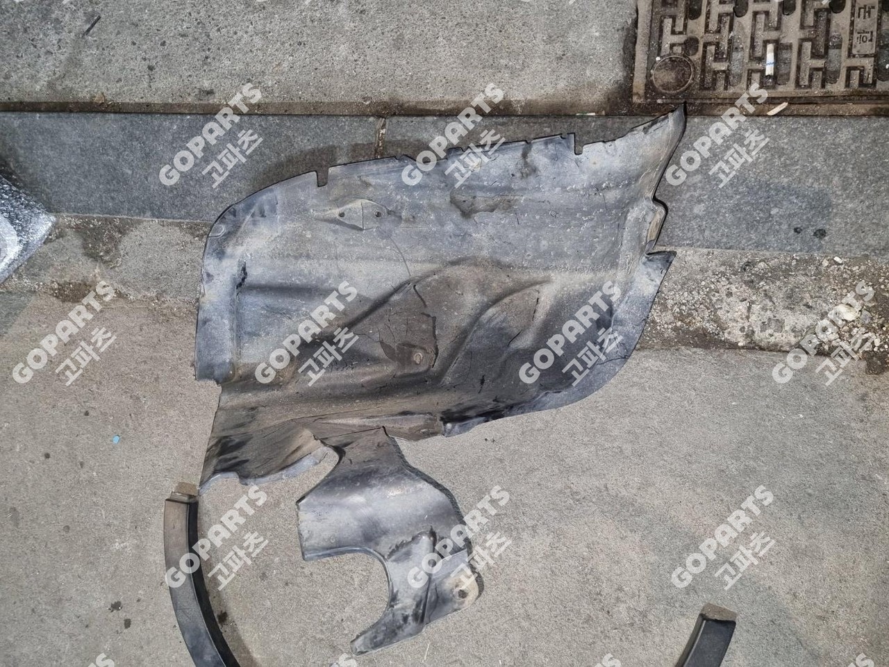 랜드로버 이보크 L538 1세대 후기 운전석앞휠가이드 휠하우스커버 휠라이너휠세이브카바 중고