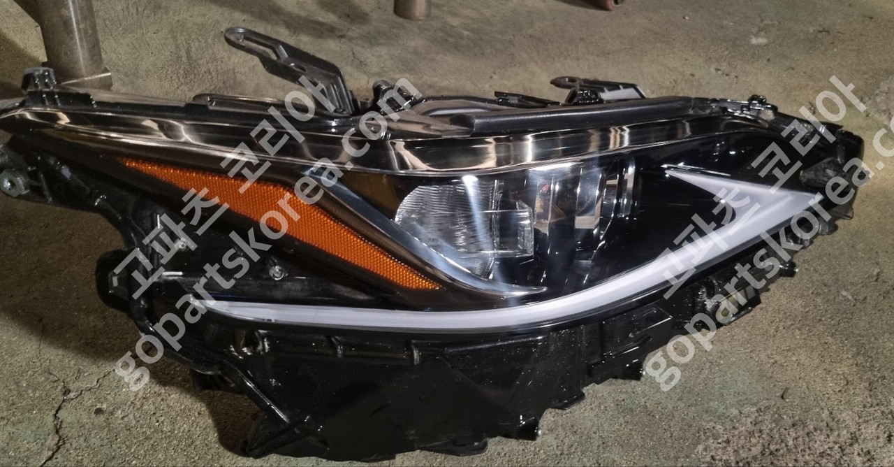 렉서스 렉서스 ES 7세대 헤드라이트 조수석 럭셔리+트림타입라이트 사진 2