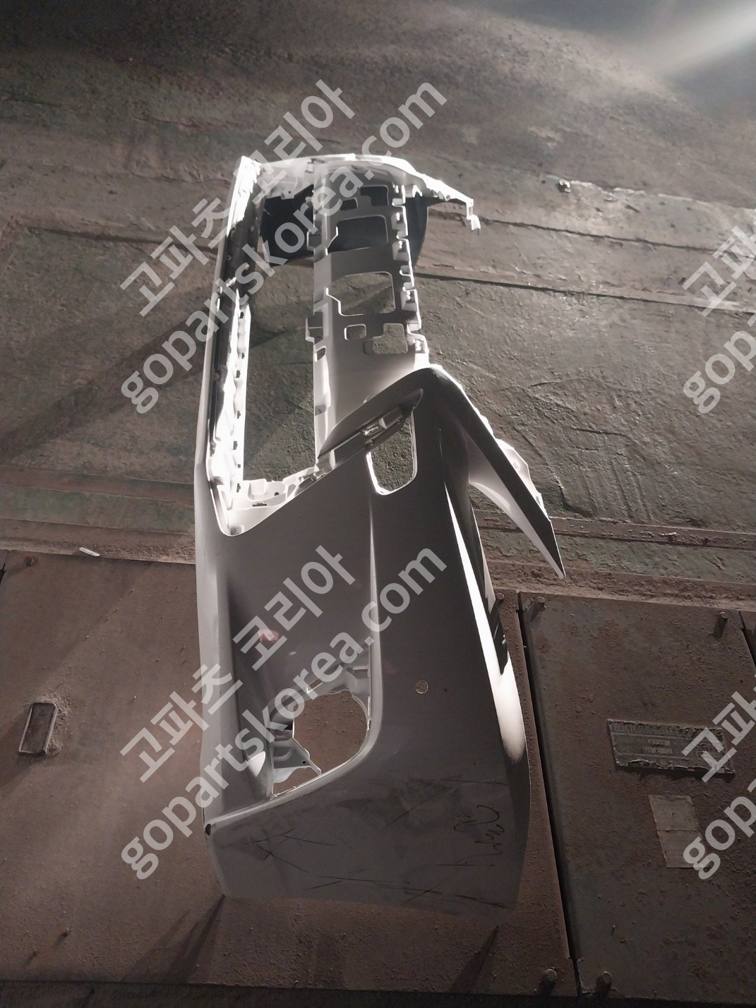 렉서스 CT200H 앞범퍼 사진 2