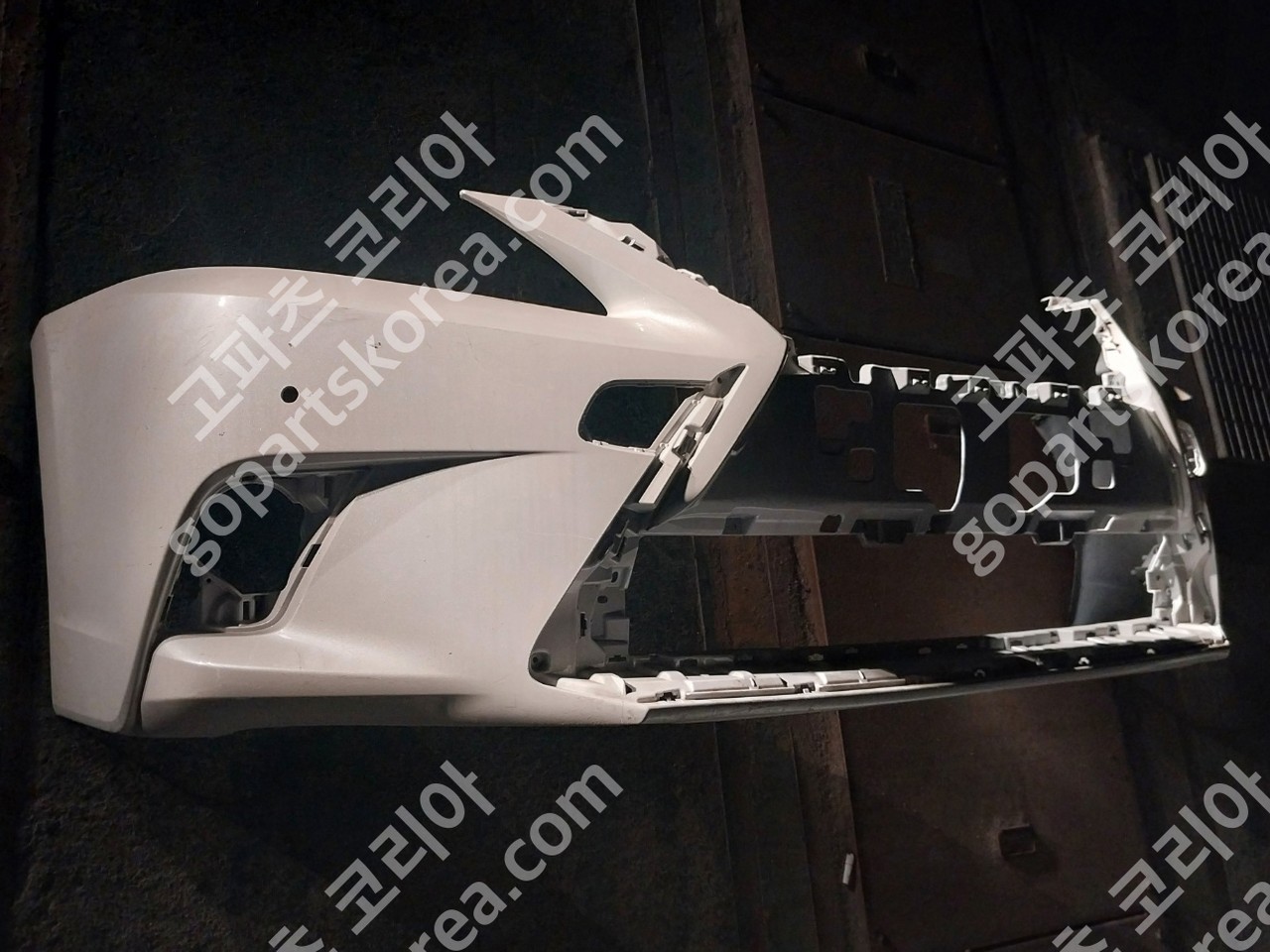 렉서스 CT200H 앞범퍼 사진 3