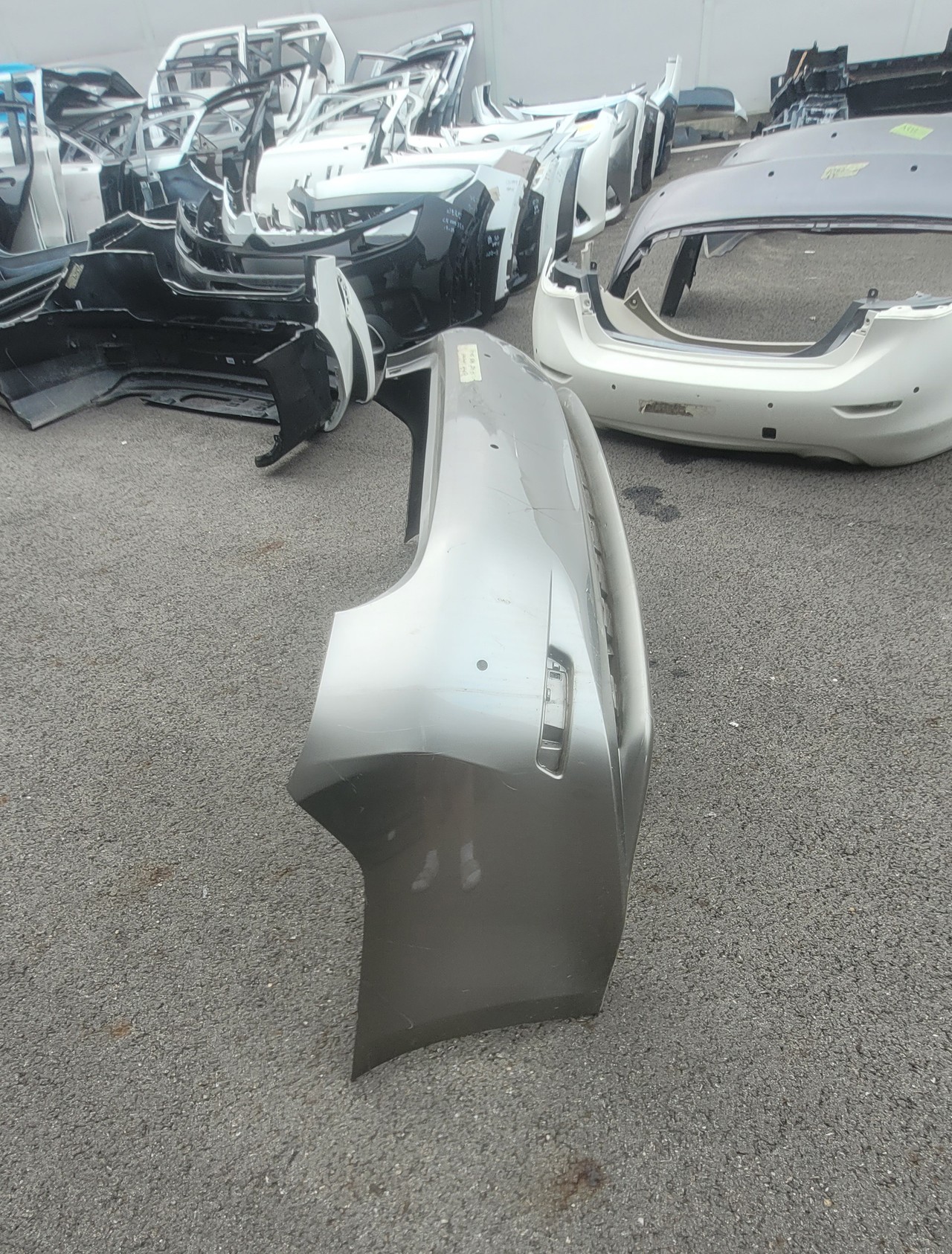 렉서스 ES 뒷범퍼 사진 3