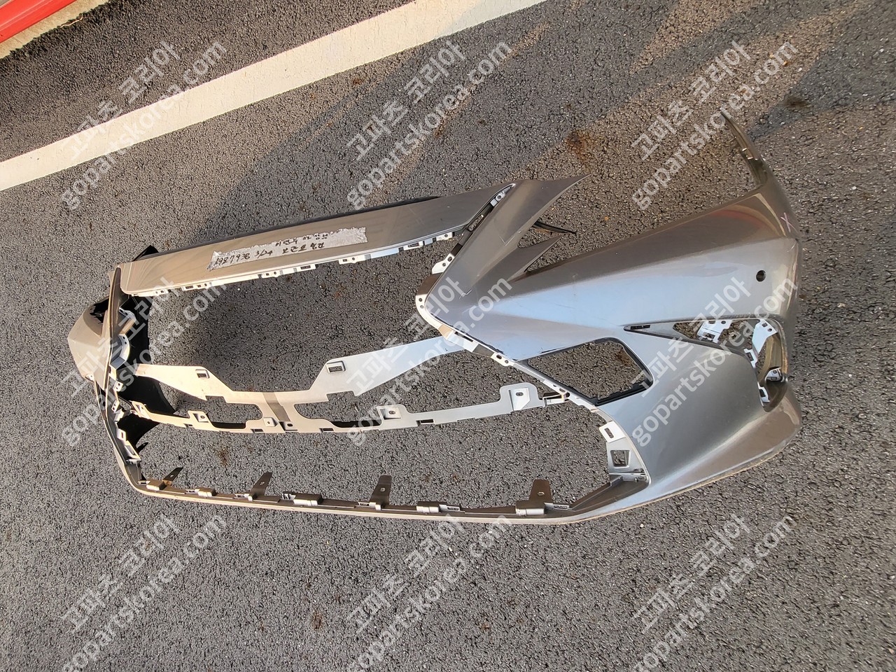 렉서스 ES 7세대 앞범퍼 노즐X 사진 3