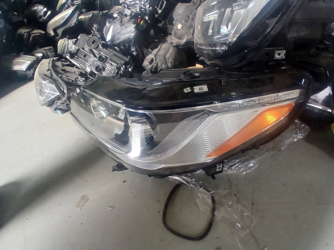 링컨 네비게이터 4세대 U554 후기 운전석LED헤드라이트전조등램프 사진 2
