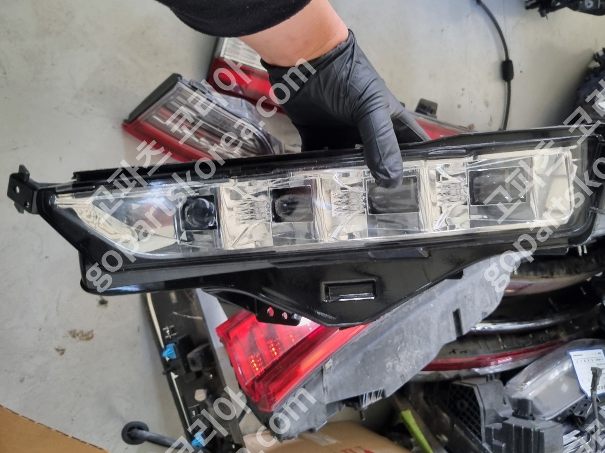 링컨 노틸러스 안개등 운전석 중고