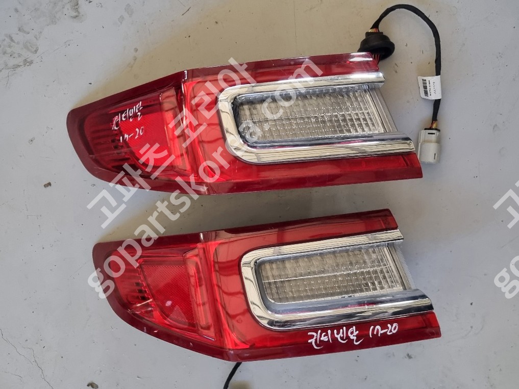 링컨 컨티넨탈 테일램프 운전석 중고