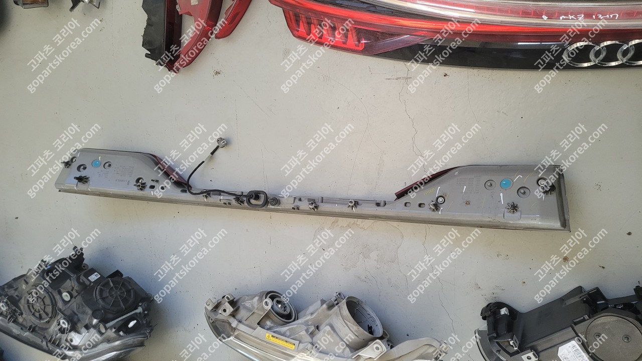 링컨 컨티넨탈 테일램프 사진 3