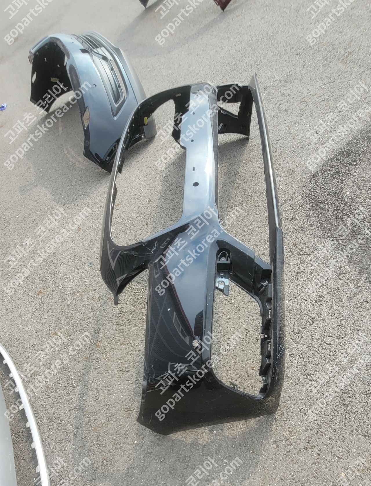 링컨 컨티넨탈 10세대 앞범퍼 중고