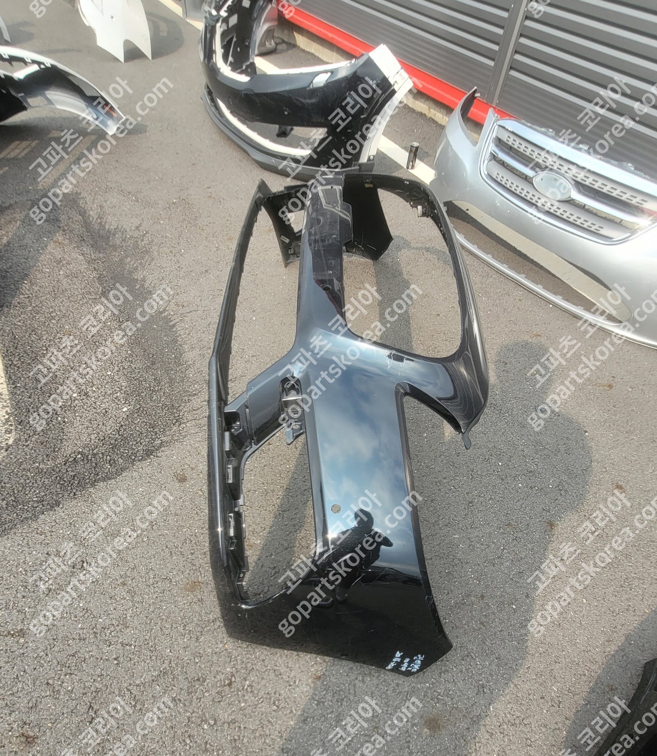 링컨 컨티넨탈 10세대 앞범퍼 사진 2