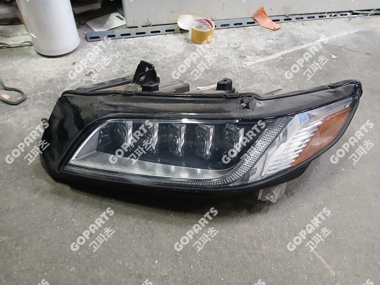 링컨 컨티넨탈 GT 10세대 운전석헤드라이트전조등운라이트 사진 2