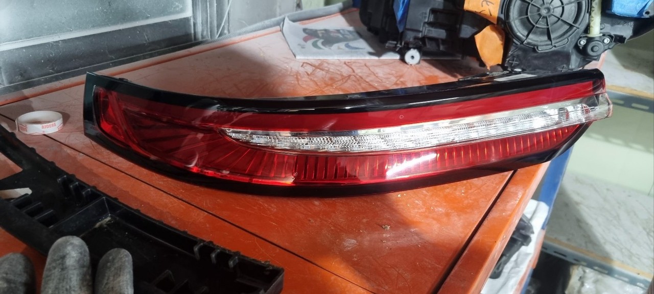 링컨 코세어 전기 운전석브레이크등후미등 사진 2