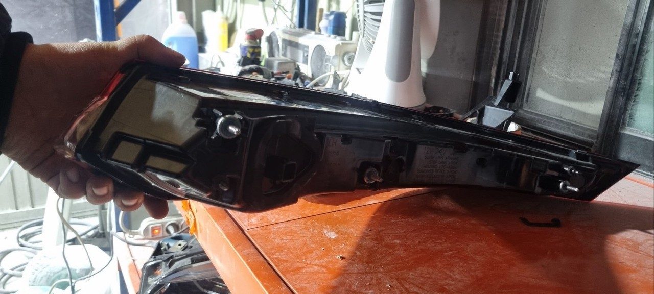 링컨 코세어 전기 운전석브레이크등후미등 사진 3