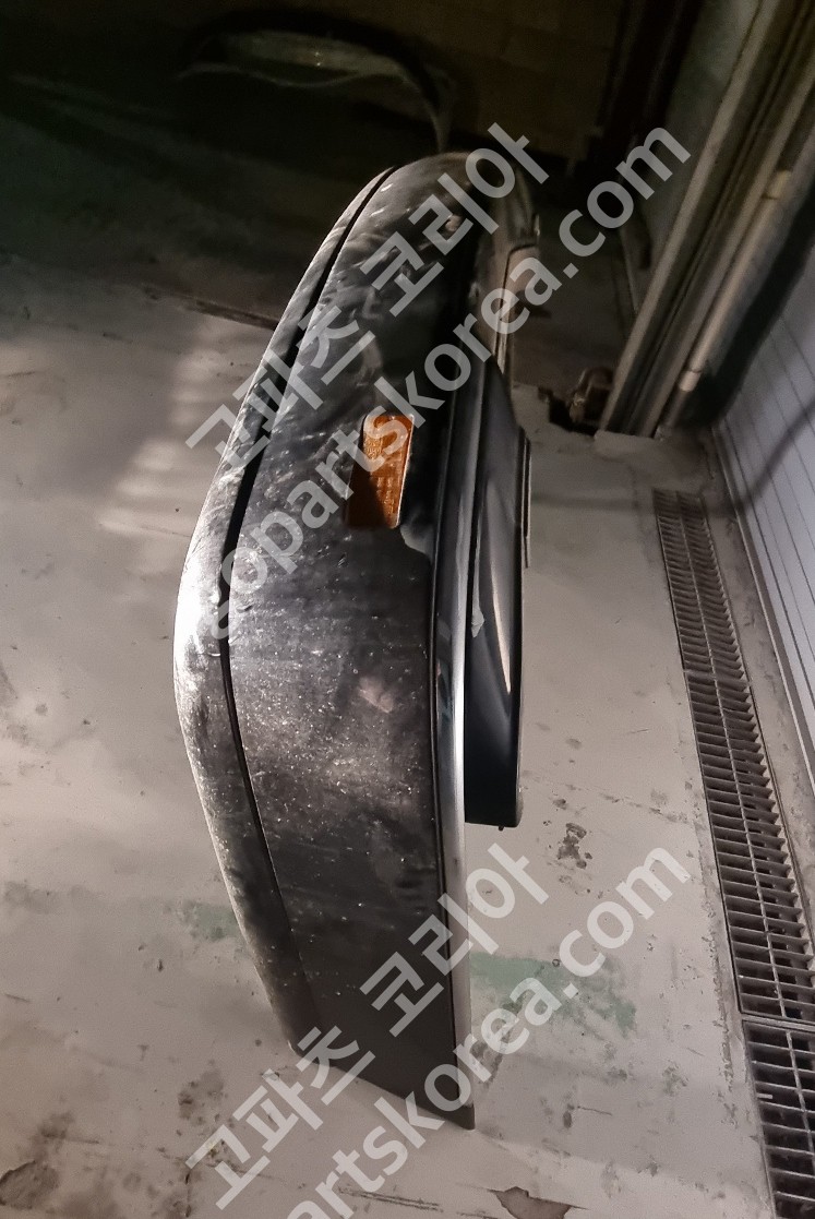 링컨 타운카 뒷범퍼 사진 2