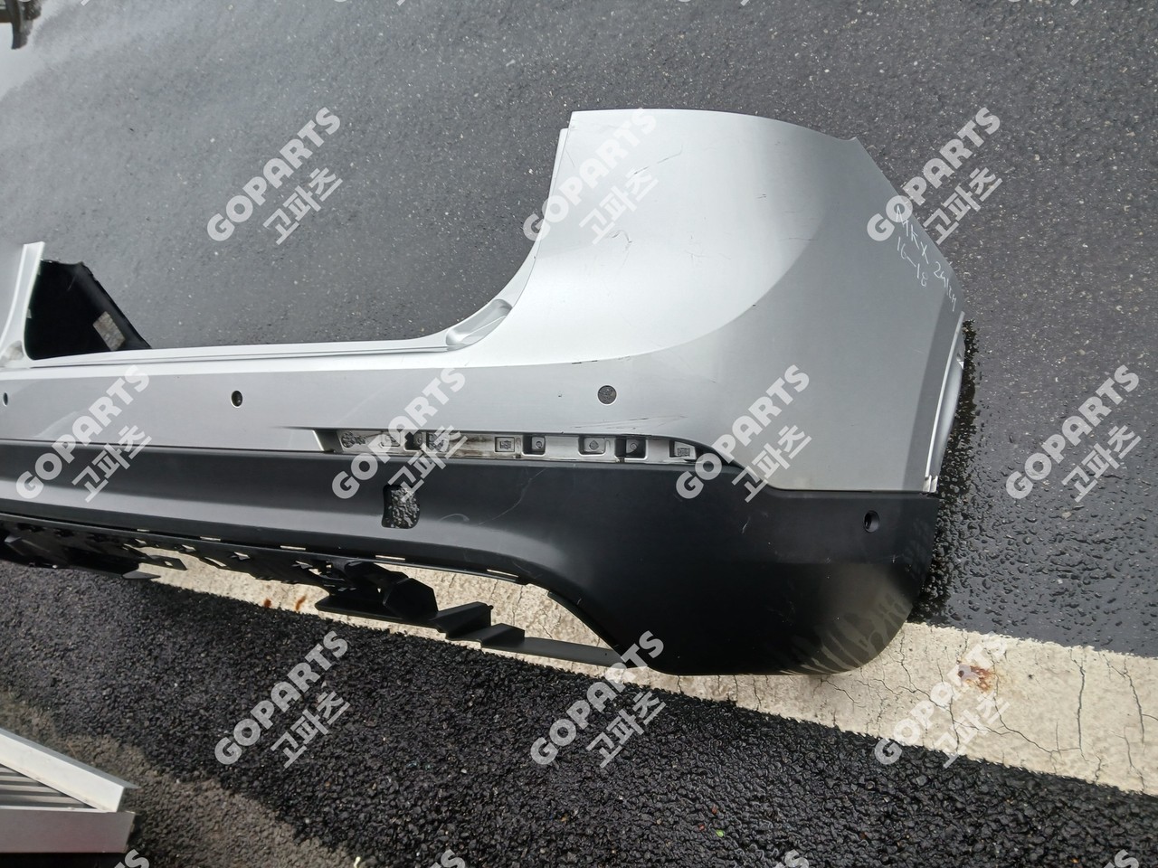 링컨 MKX 2세대 뒷범퍼 사진 3