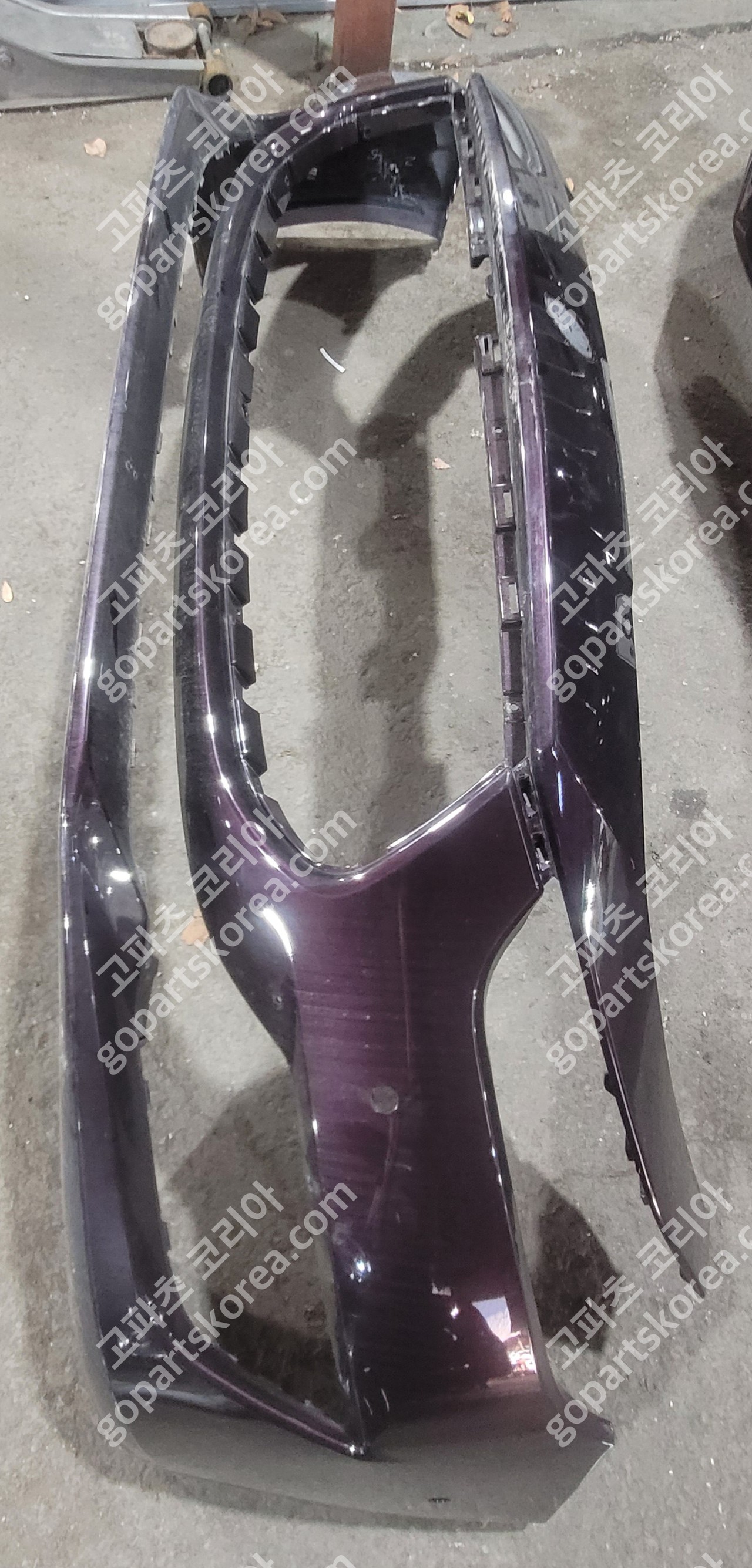 마세라티 기블리 앞범퍼 물노즐없는타입 중고