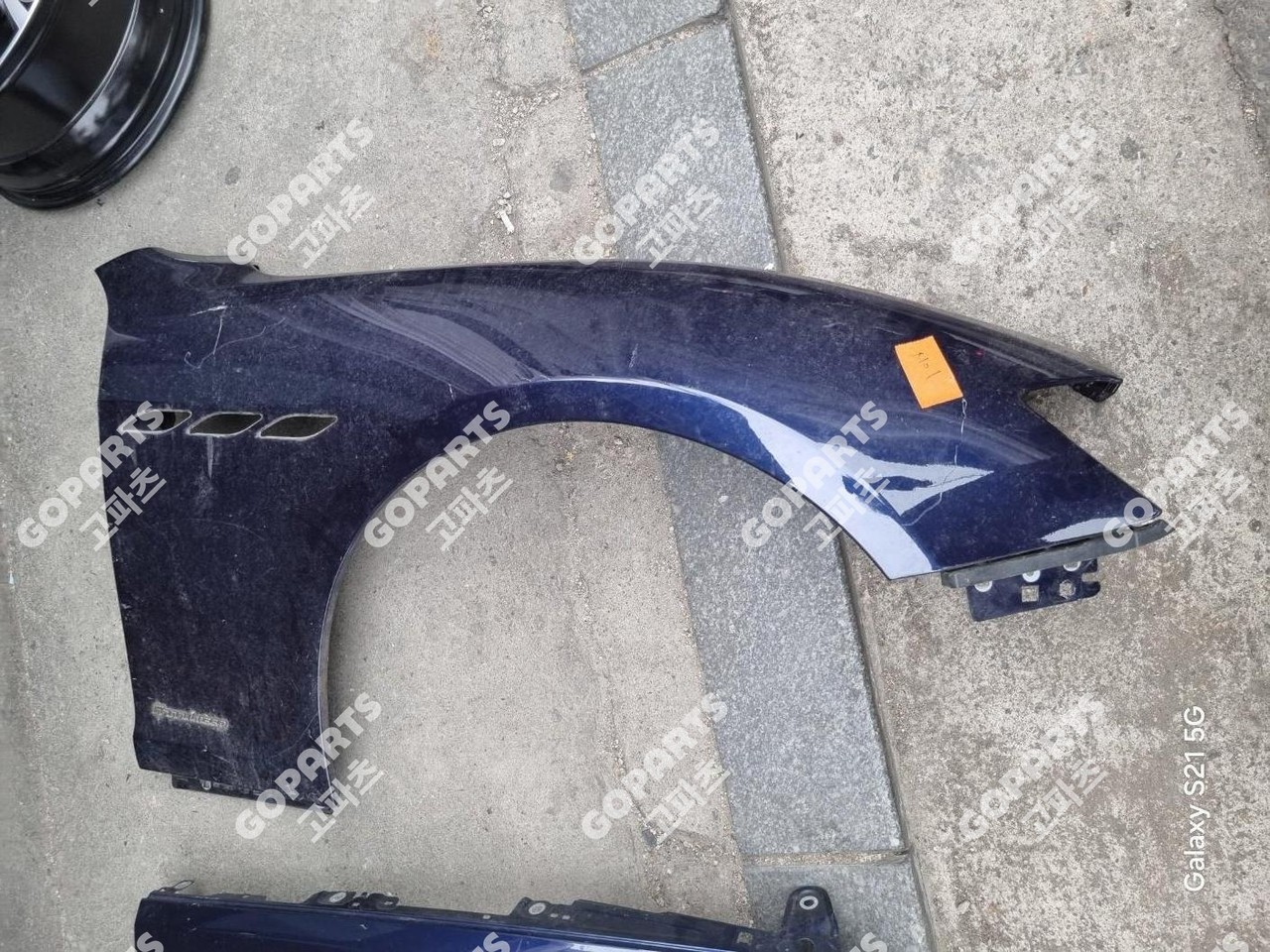 마세라티 기블리 3세대 M157 조수석전휀더앞휀더프론트펜더 중고