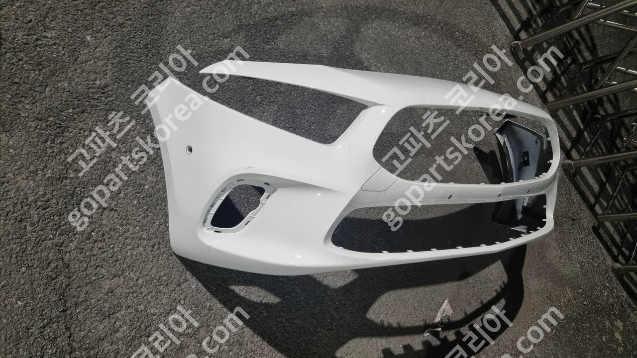 벤츠 A클래스 W177 전기 앞범퍼 사진 3