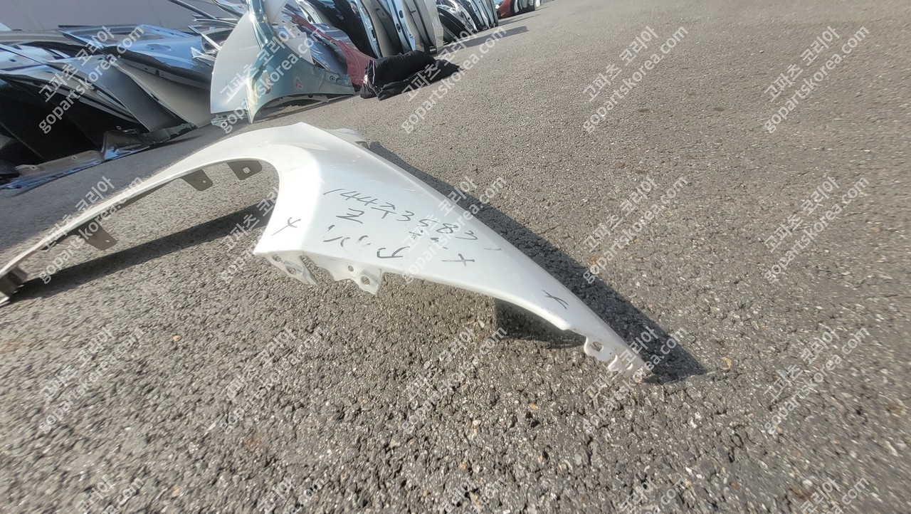 메르세데스 벤츠 A클래스 W177 휀더 조수석 앞휀더 중고