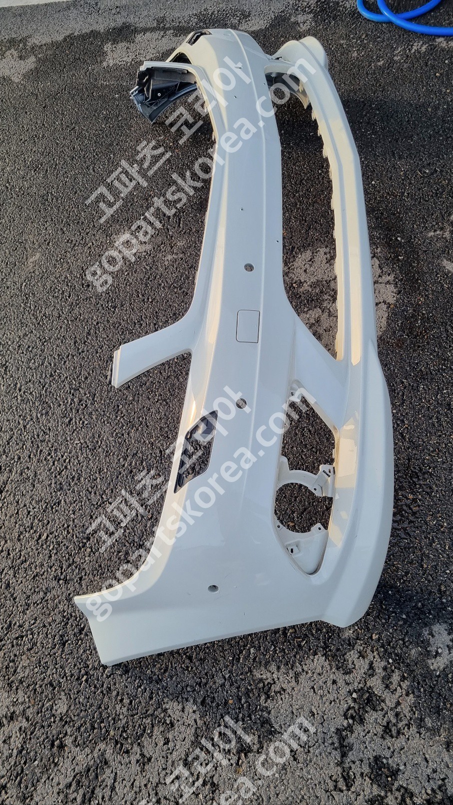 벤츠 C클래스 W204 전기 앞범퍼 사진 3