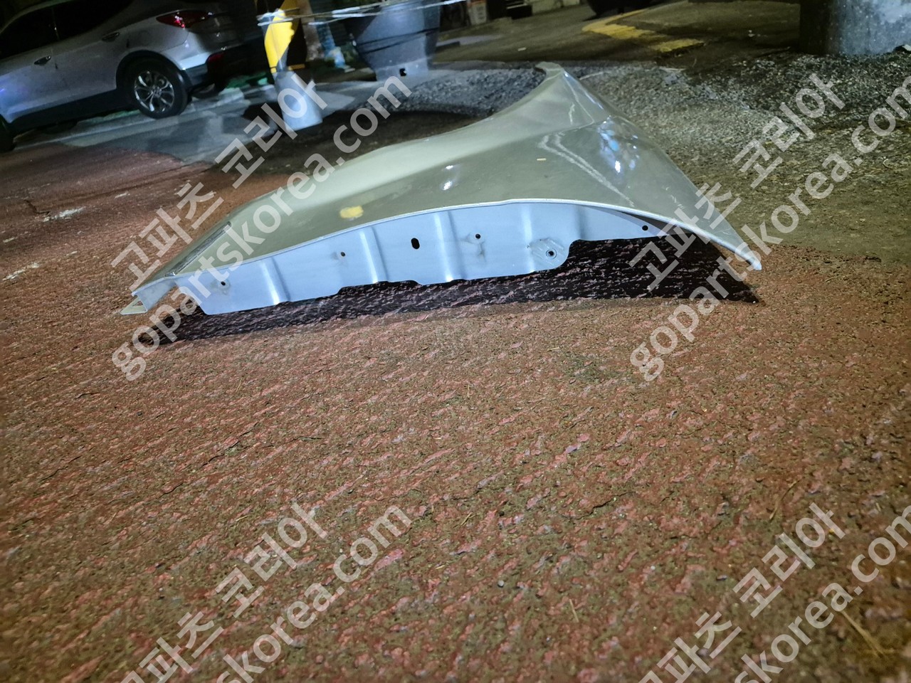 벤츠 C클래스 W204 휀더 운전석 사진 2