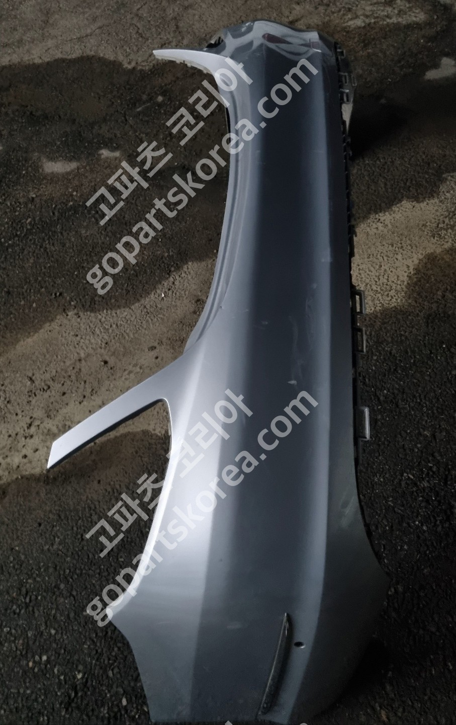 벤츠 C클래스 W205 뒷범퍼 상단 사이드크롬타입 사진 2